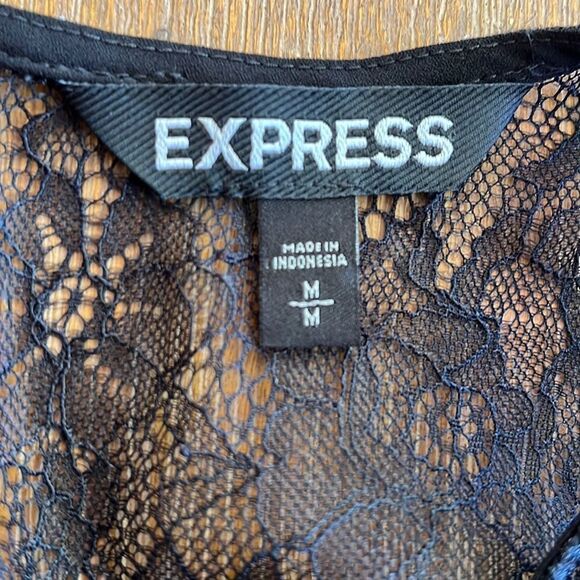 Express Women's Lace Color Block Print Shirt Dress Size Medium Black Red - Picture 12 of 13